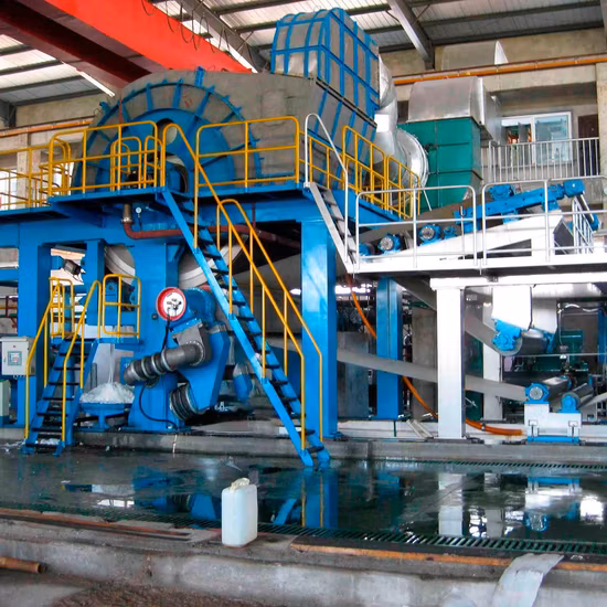 Prix ​​d'usine entièrement automatique pâte vierge déchets de papier recycler la machine à papier hygiénique papier toilette faisant la machine